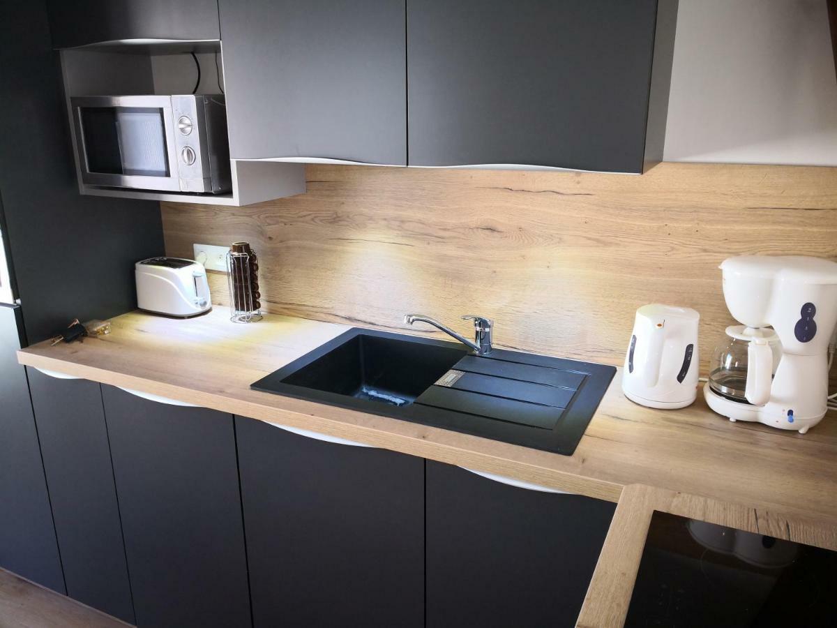 לה קרואסיק Appartement Rue Haute Des Bains מראה חיצוני תמונה